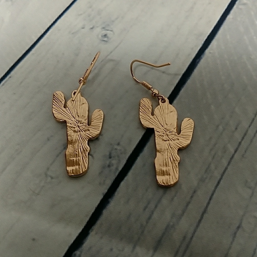 Cactus Earrings - Picture 3 of 4